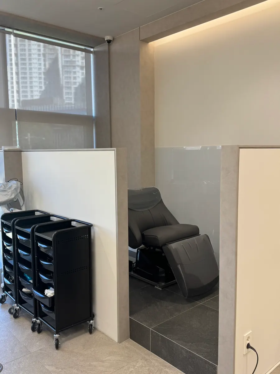 Clean, newly opened salon treatment space