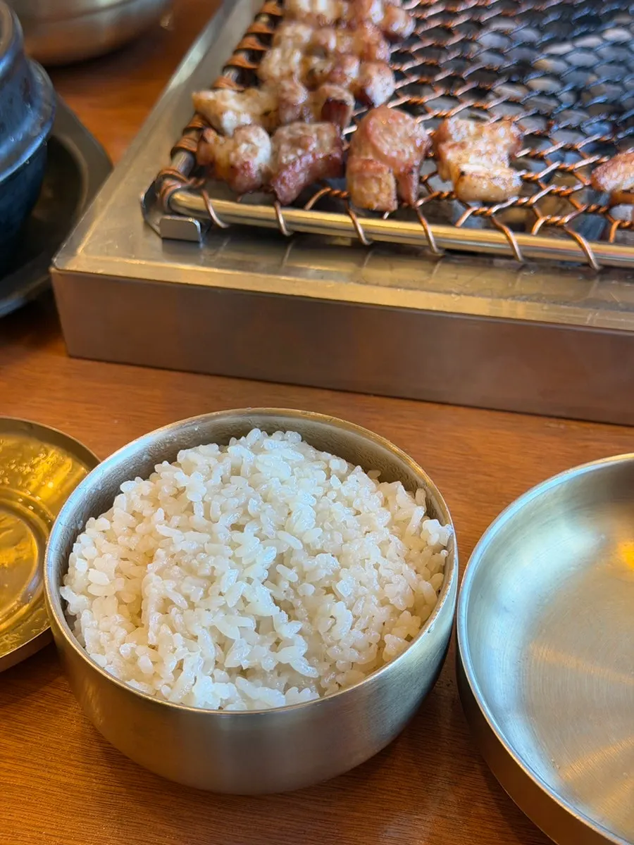 A bowl of kelp rice at Nopo Dwaeji Aewol