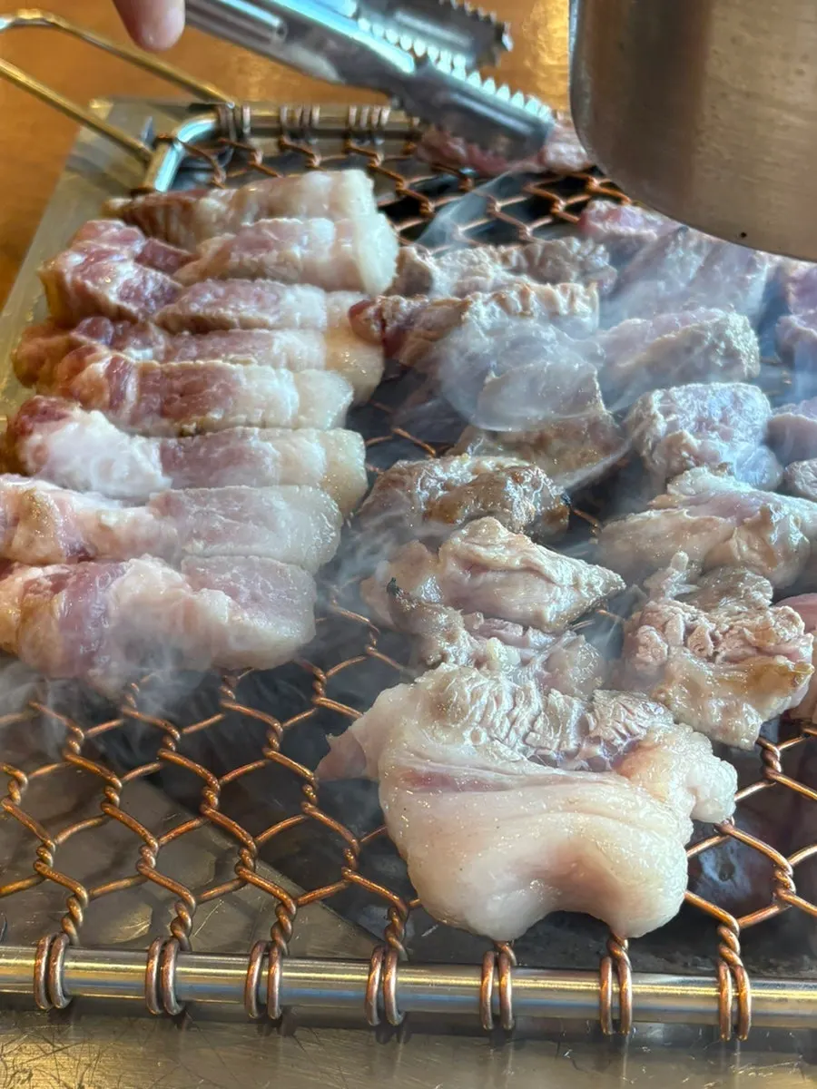 야채와 반찬을 담을 수 있는 셀프바
