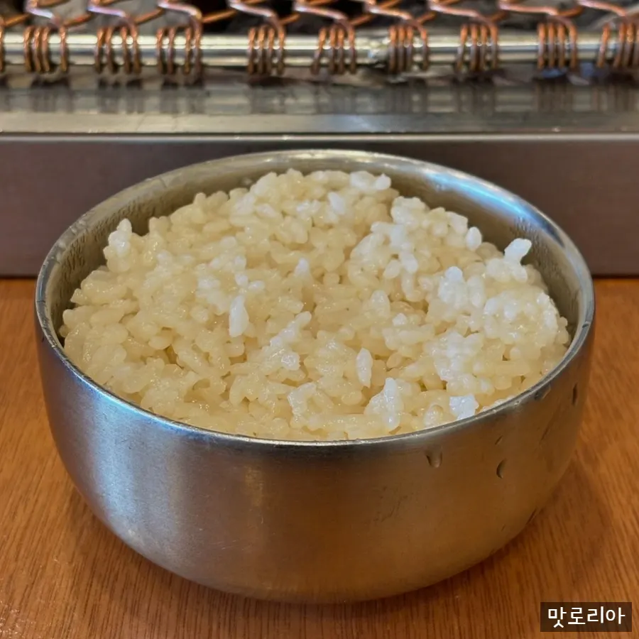Thịt cua nhiều trong canh doenjang cua vàng