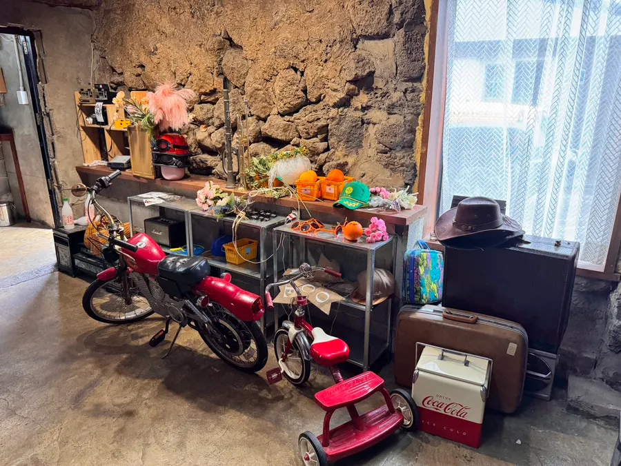Props prepared in the indoor studio space