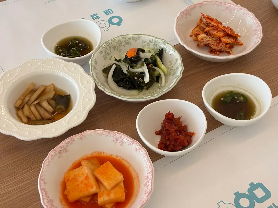 김치 깍두기 미역초무침 등 애월엄마 밑반찬