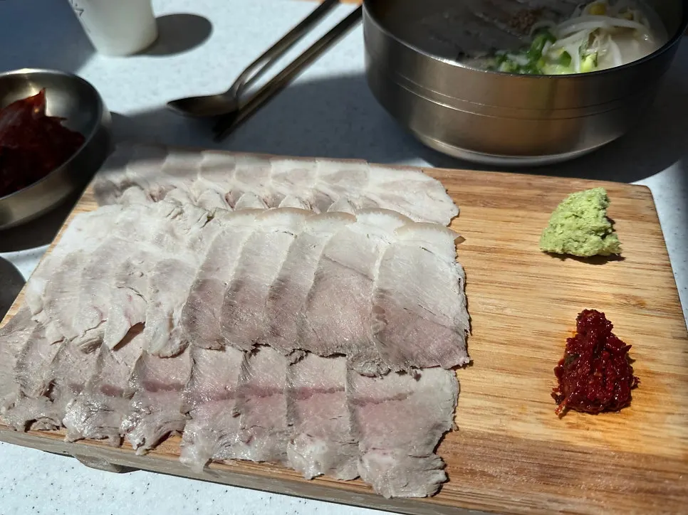 Chilled dombe pork ordered with noodles