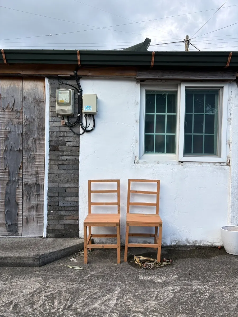 Studio converted from a traditional stone warehouse