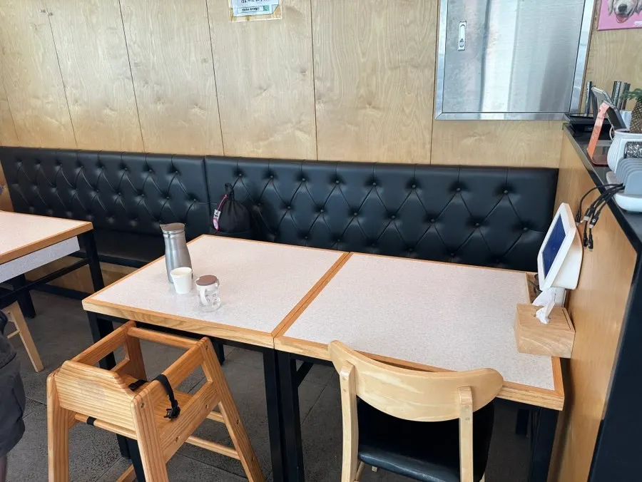 Interior of Handam Guksu with ocean view