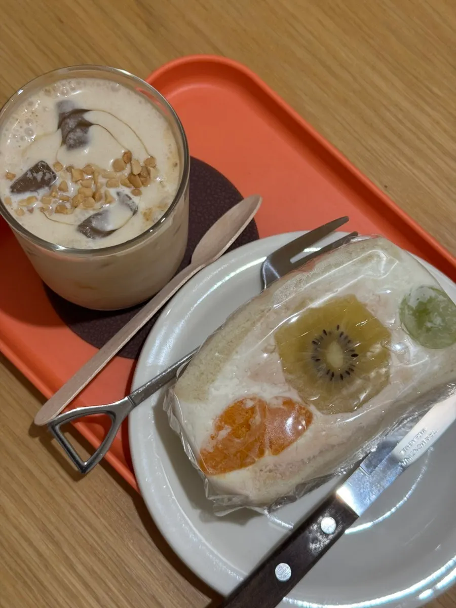 Fruit sando on a plate