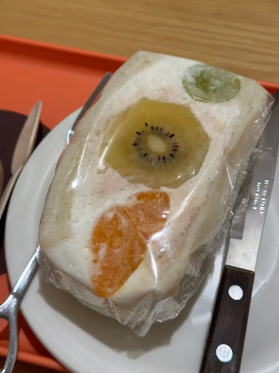 Cross-section of the fruit sando packed with fruit