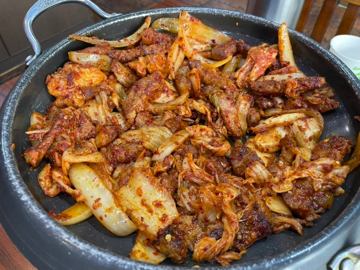 사랑집 세팅된 테이블