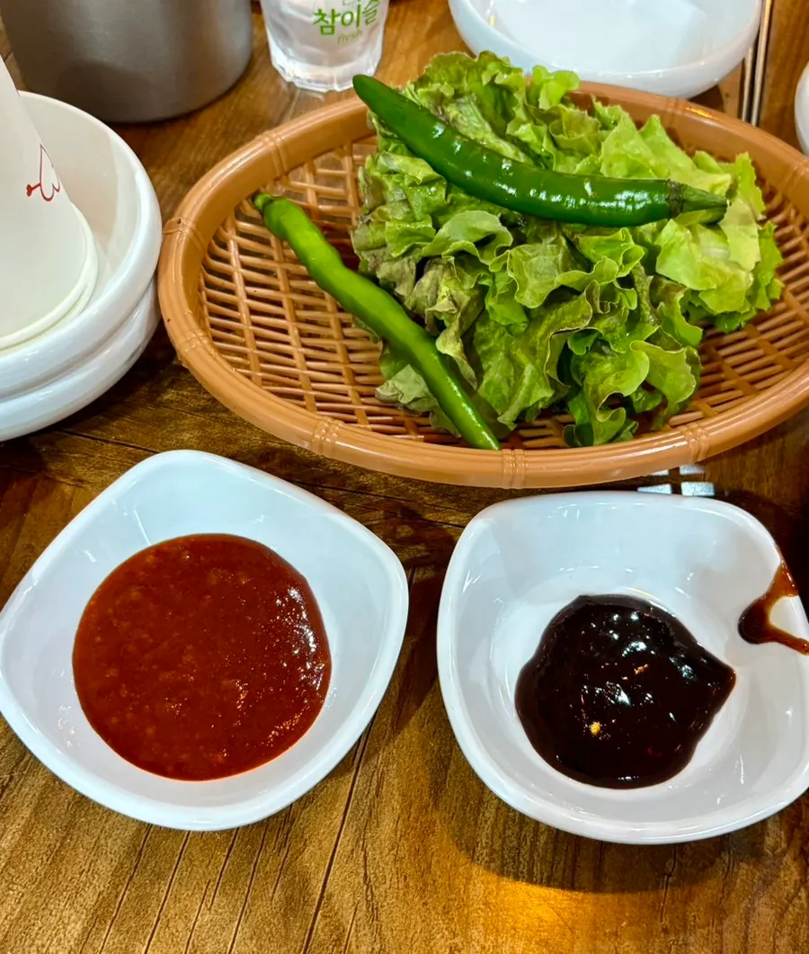 장어와 함께 구운 백김치