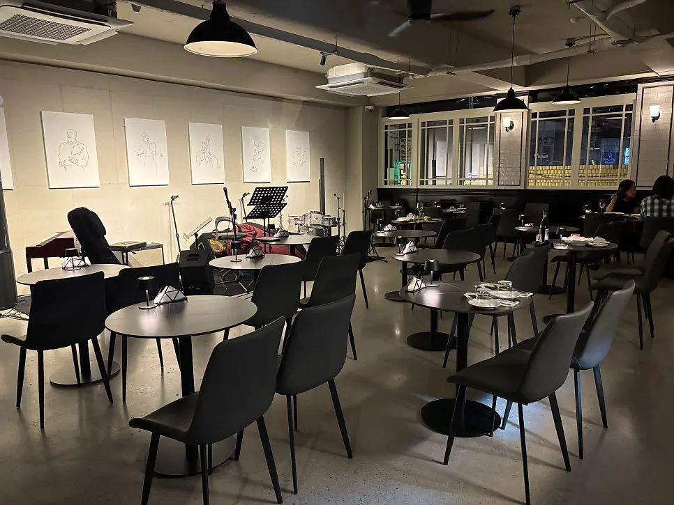 Allegro interior seating arranged facing the stage