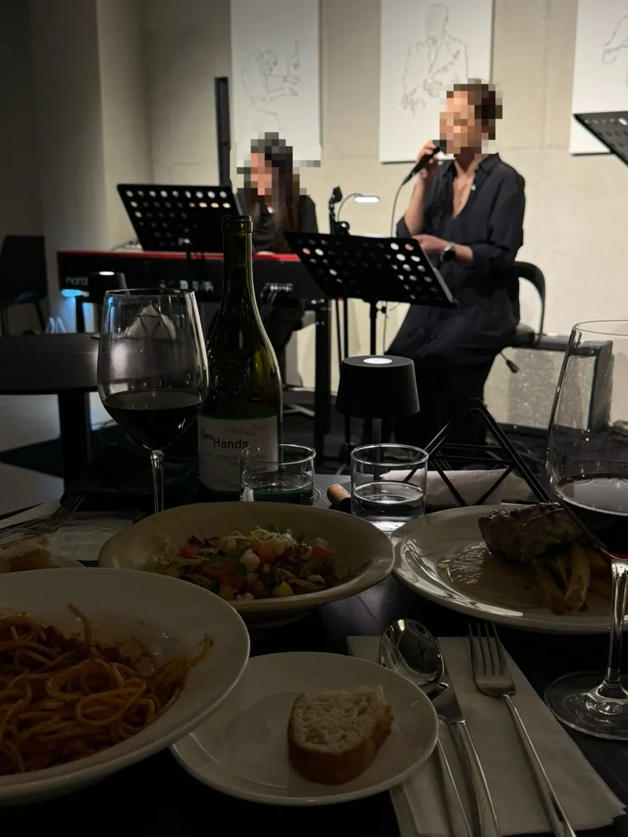 Atmosphere at Allegro's live jazz Italian dining restaurant