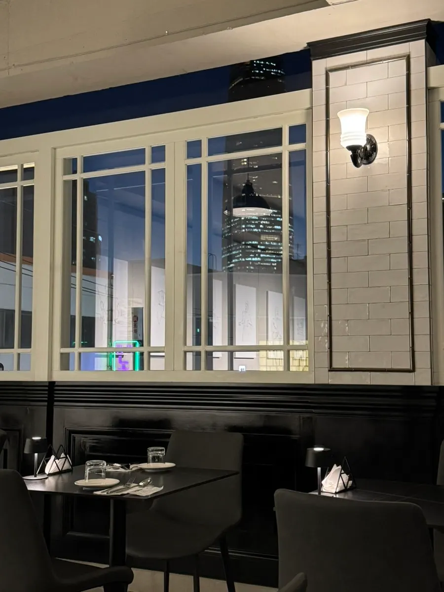 Allegro's interior hall and table seating