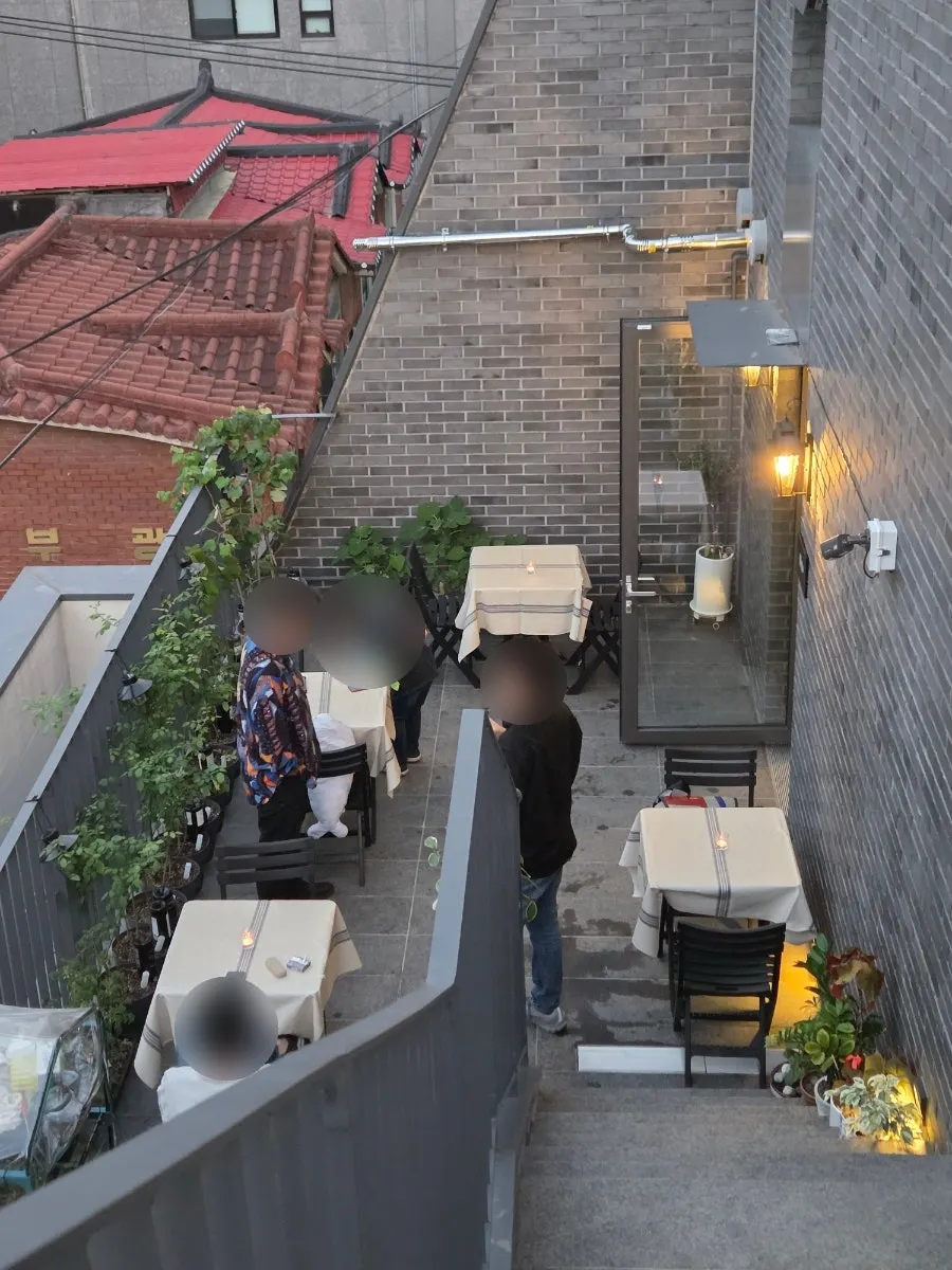 Evening view of Songridan-gil from the terrace