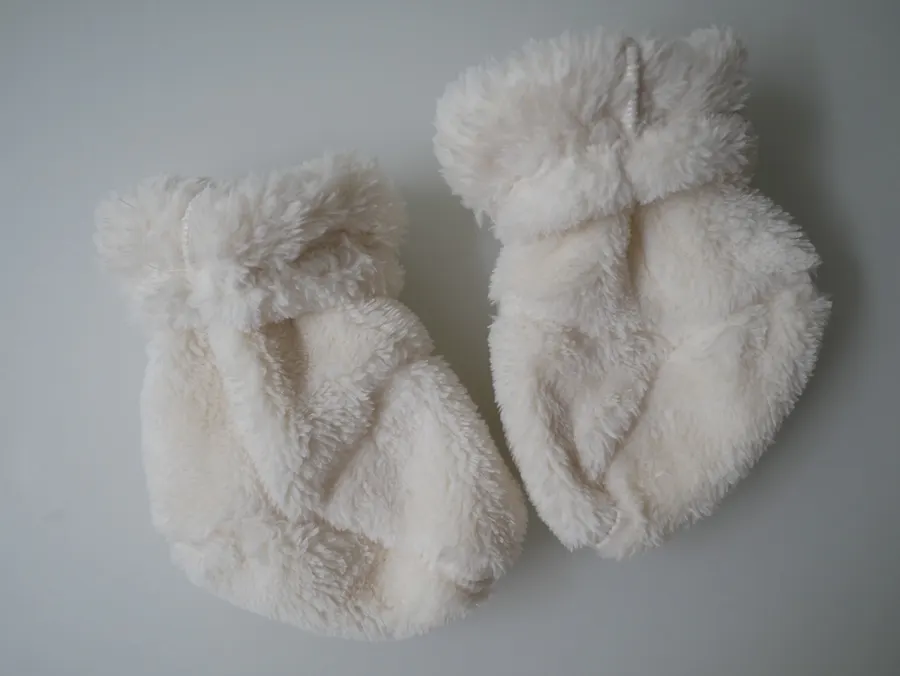 Inner banding on the foot warmers