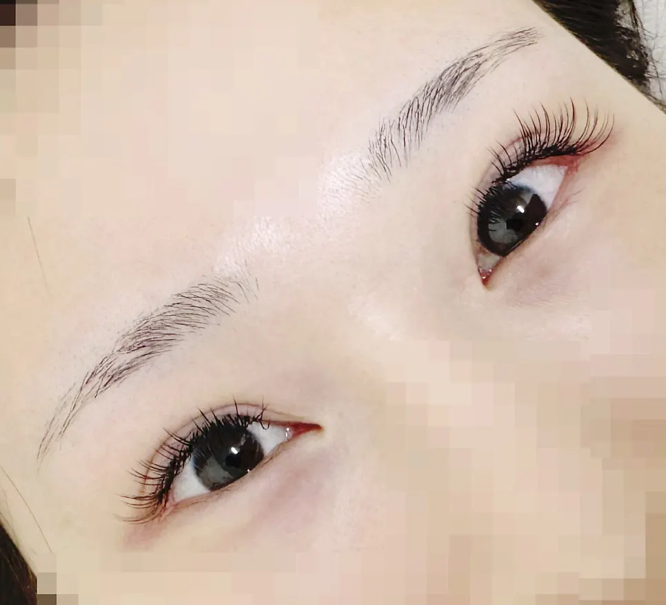 Tidy lash care space