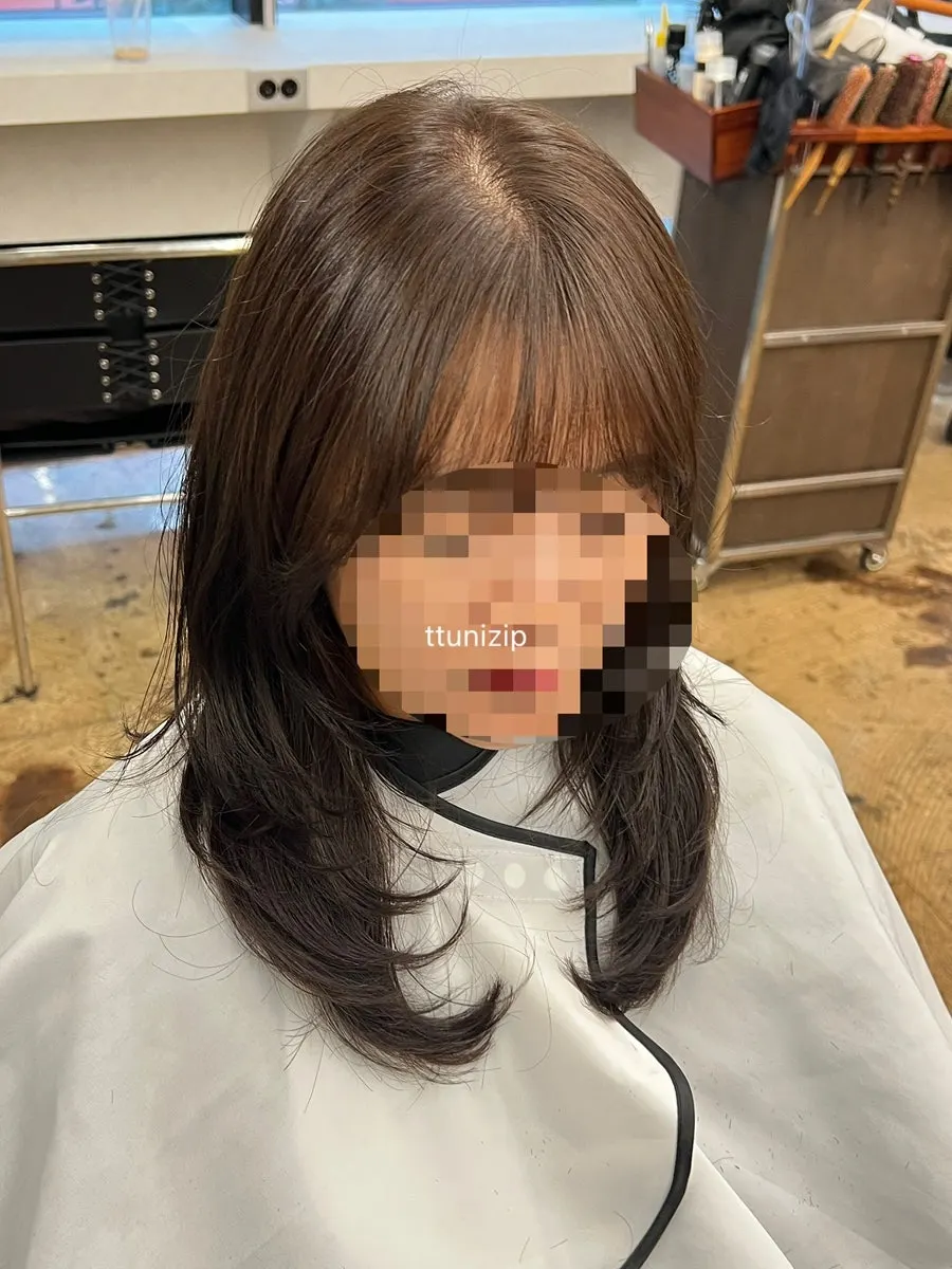 Hair after cut and blow-dry