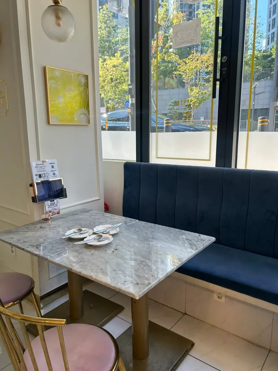 View near the entrance of 37.5 Signature Mia Branch
