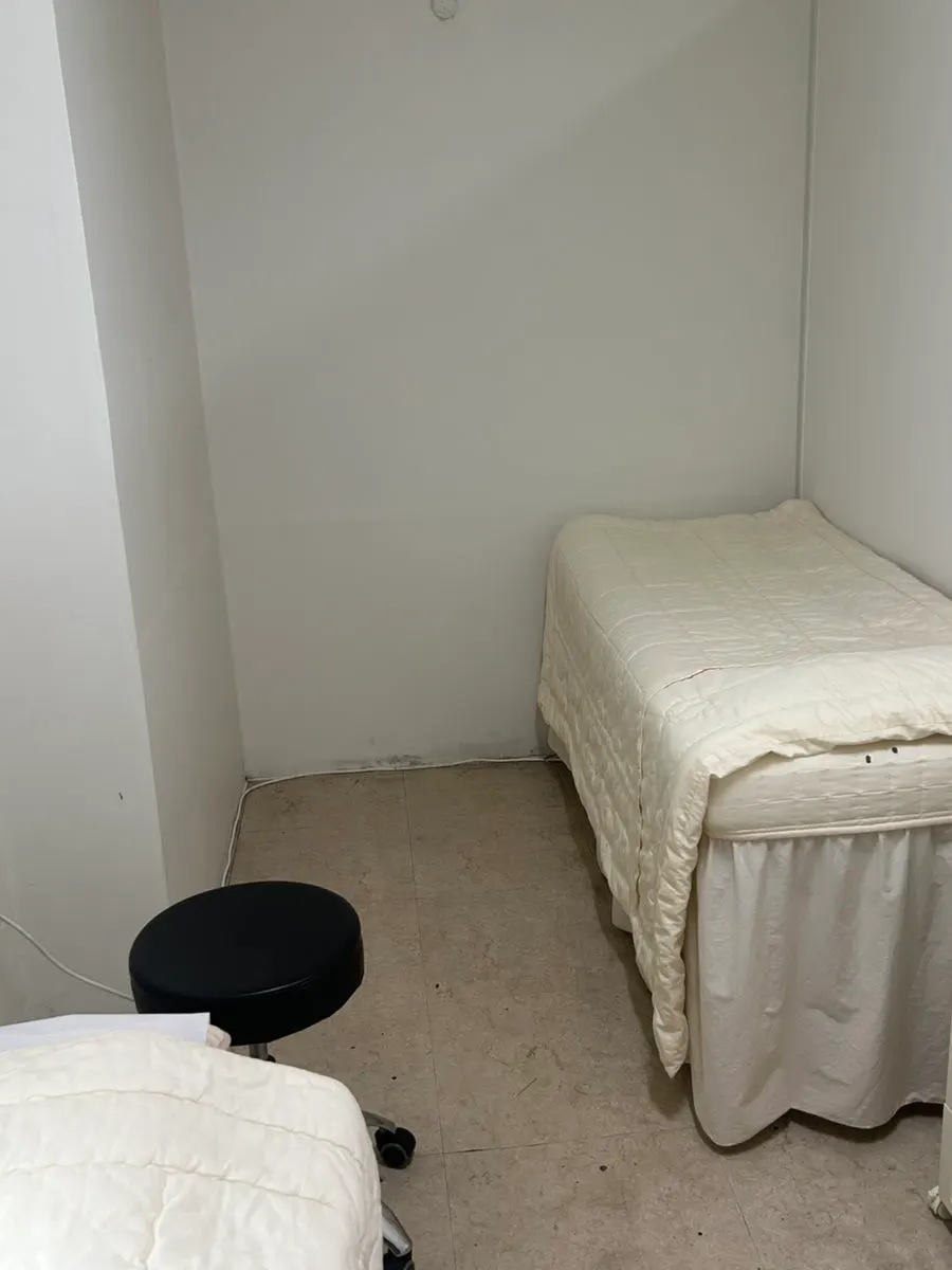 Beds set up for simultaneous treatments