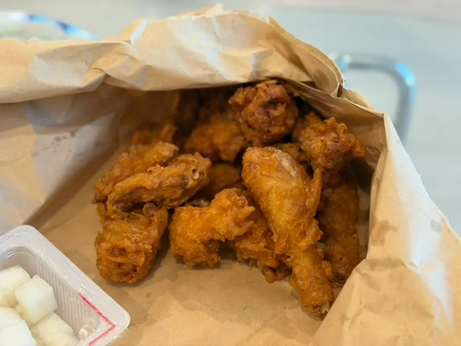 김씨치킨 뼈 후라이드 한 마리
