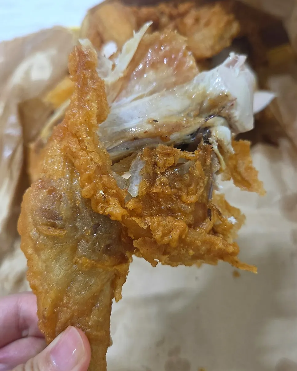 옛날통닭 포장과 종이봉투