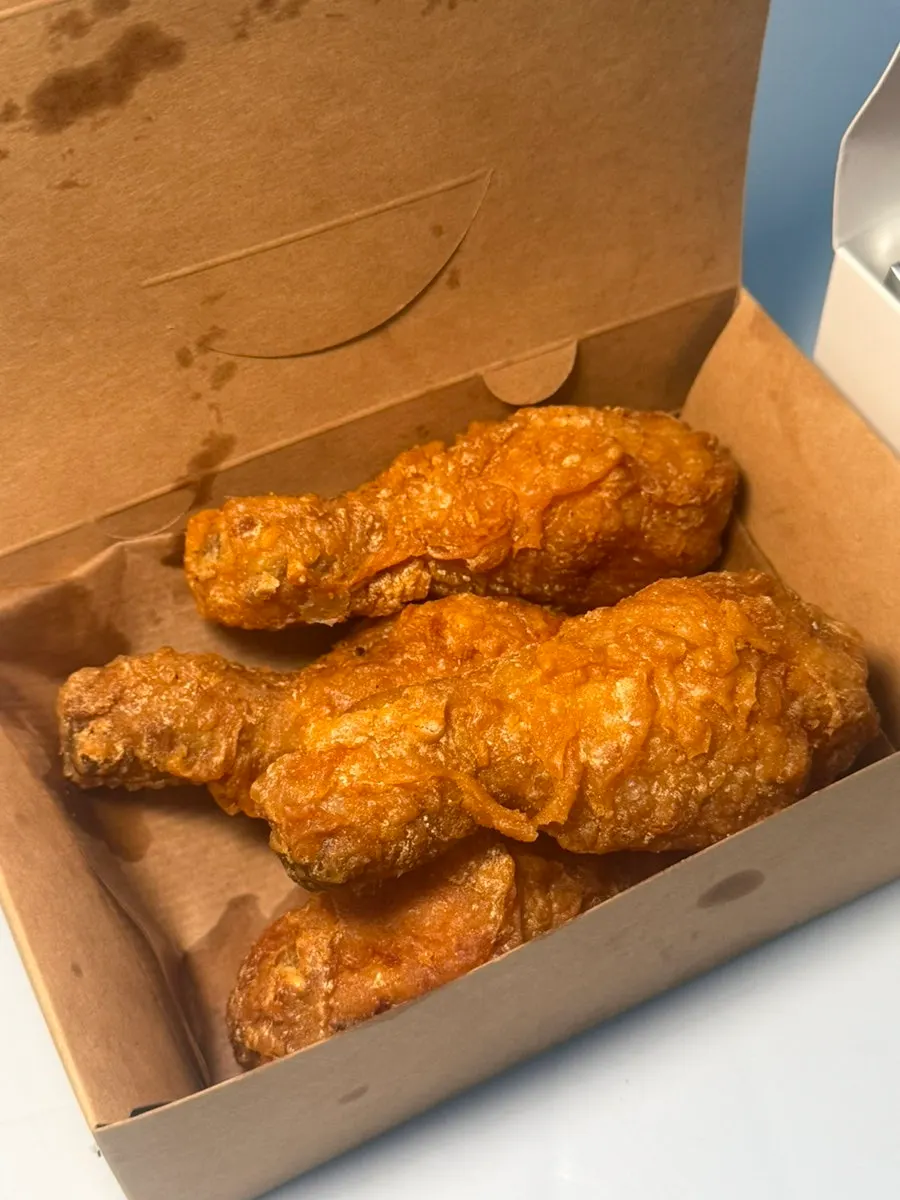 Close-up of a plump Gimssi Chicken drumstick