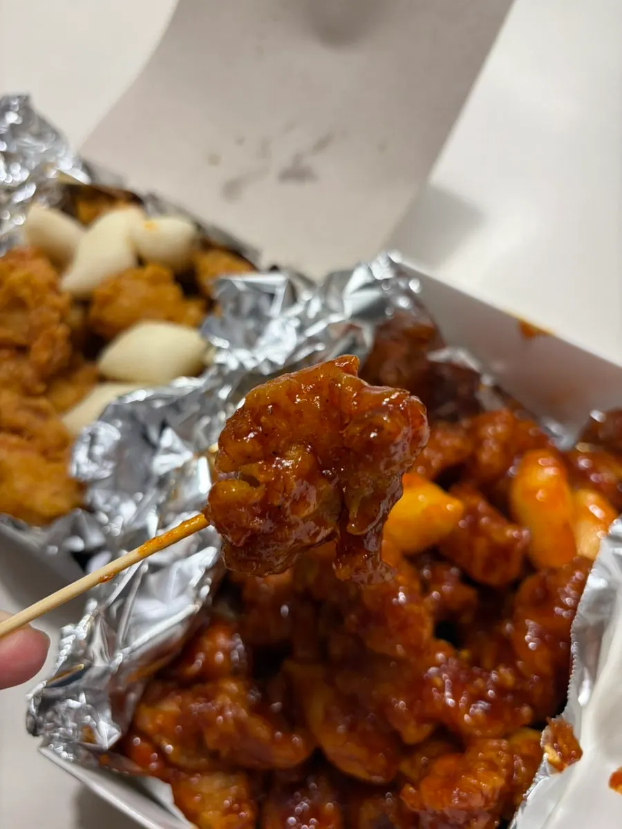 바삭한 후라이드 순살 치킨