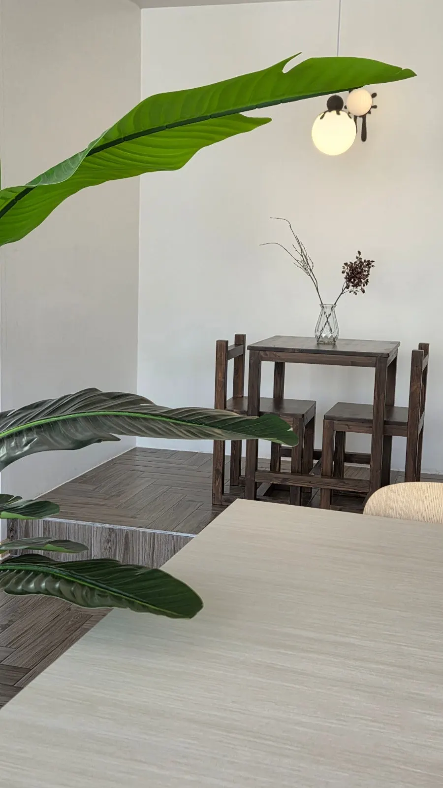 Seating at Andamiro Cheonan with a tea-ceremony-like atmosphere
