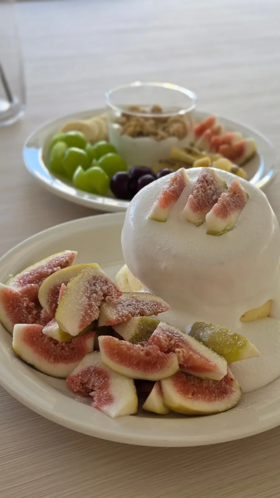 Today's fruit plate with whipped cream