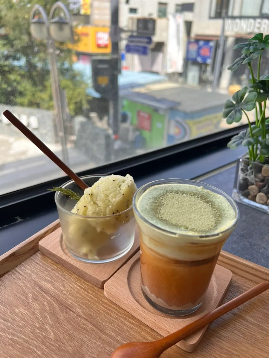 Matcha einspänner and kiwi sorbet