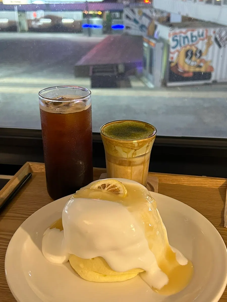 Freshly made lemon soufflé and matcha cream brûlée soufflé