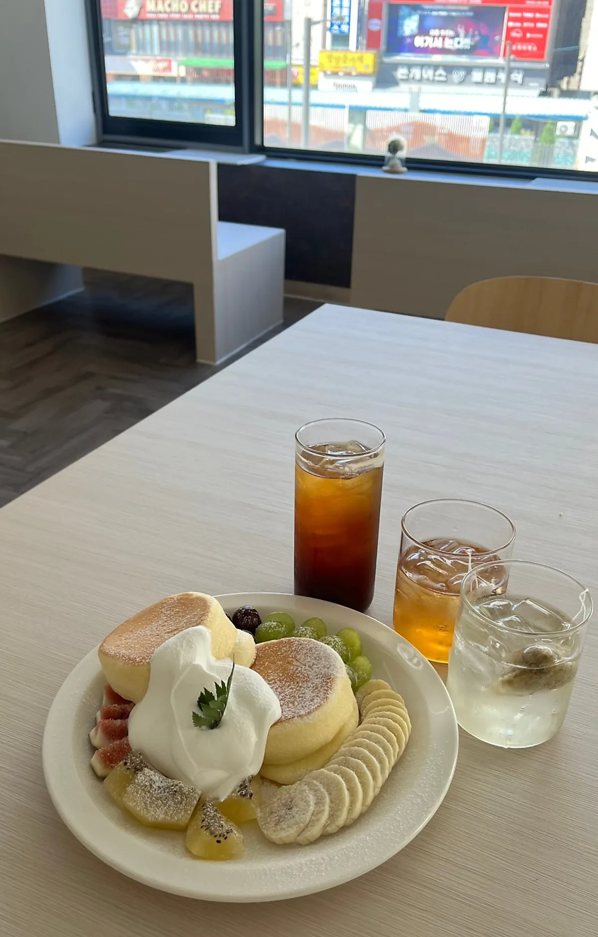Andamiro Soufflé Pancake served on a plate
