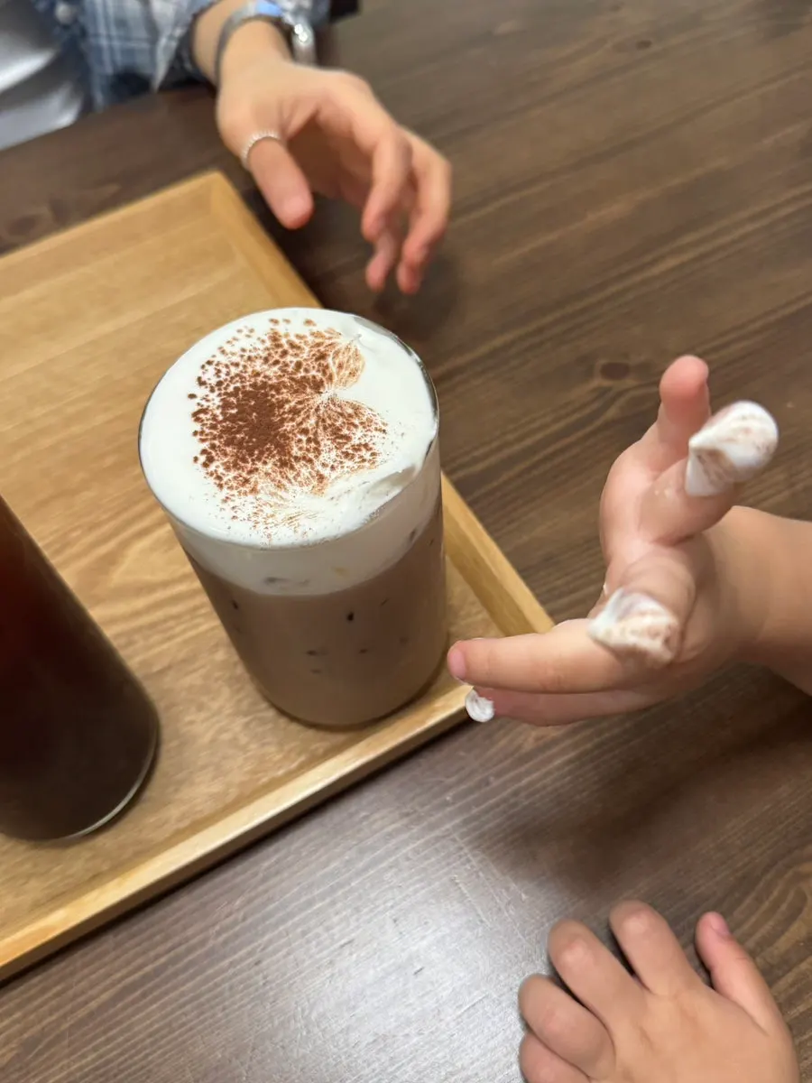 Close-up of the Andamiro Choco drink