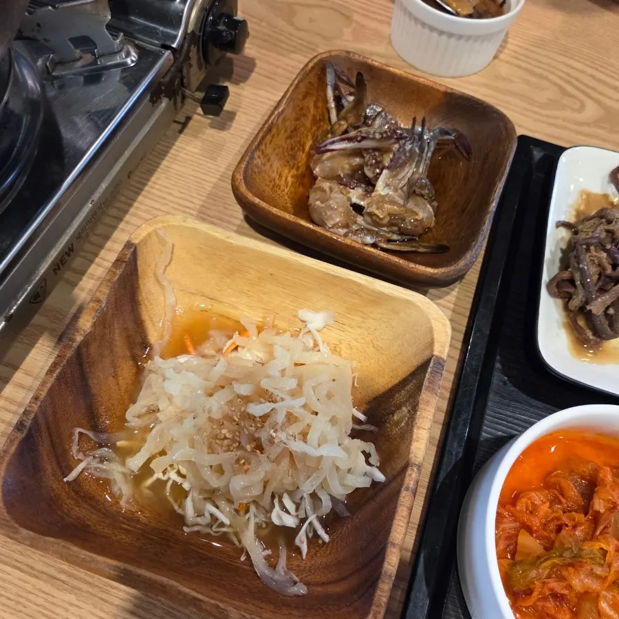 식사 전 죽과 반찬