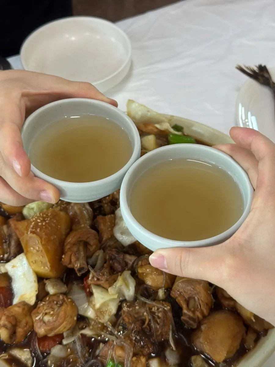 Two cups of gamju ordered at Gilpung