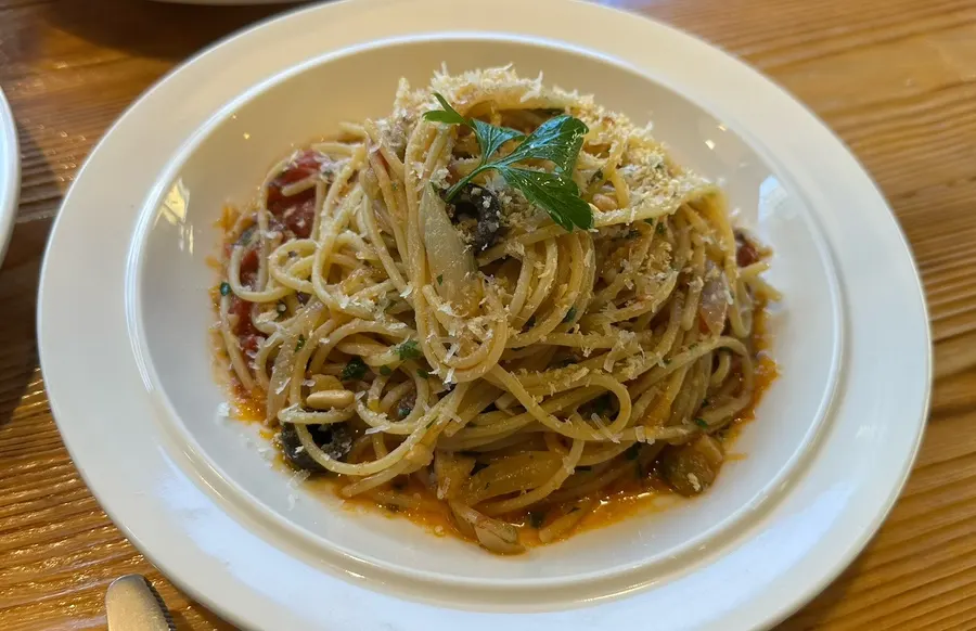 A plate of oil-based anchovy pasta