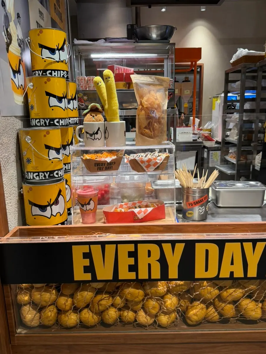 Fresh potato fries station frying to order