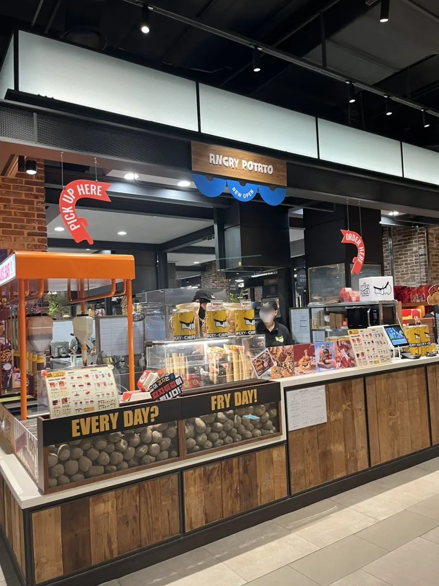 Free sauce bar dengan 7 jenis sos