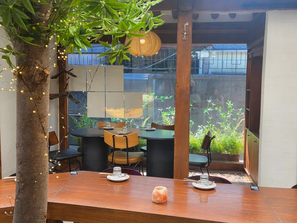 Concasse Angukの店内空間