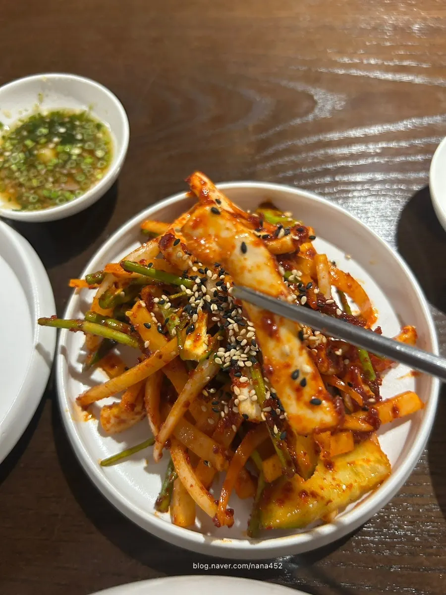 Squid salad served alongside gomtang