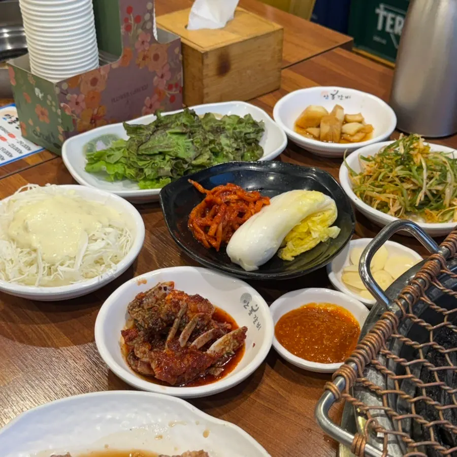 Basic side dishes at Anhung Galbi