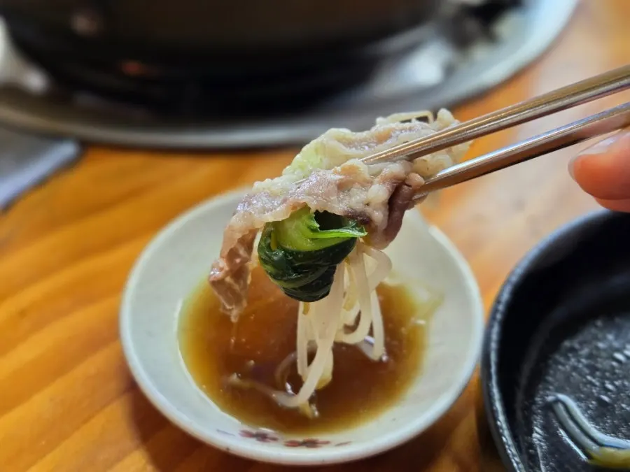 Beef with wasabi soy sauce