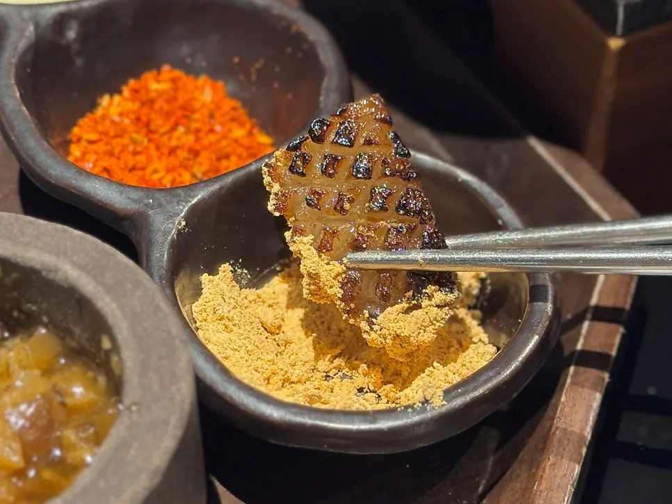 Herbal pork skin dipped in curry bean powder