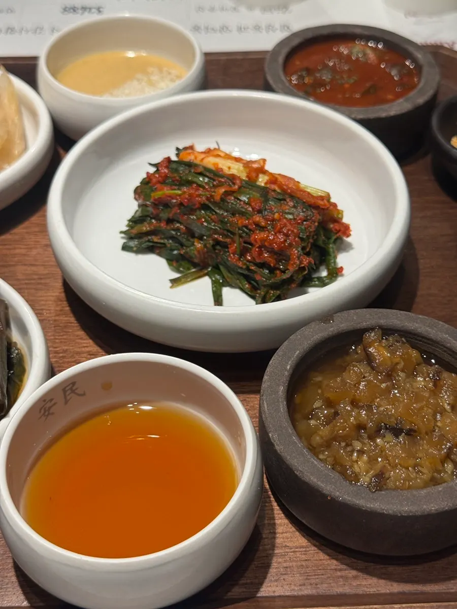 간격이 여유 있는 좌석 배치