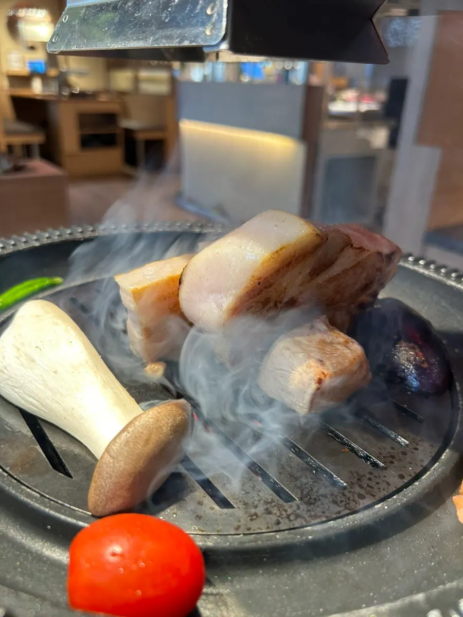Thickly sliced pork belly and pork neck
