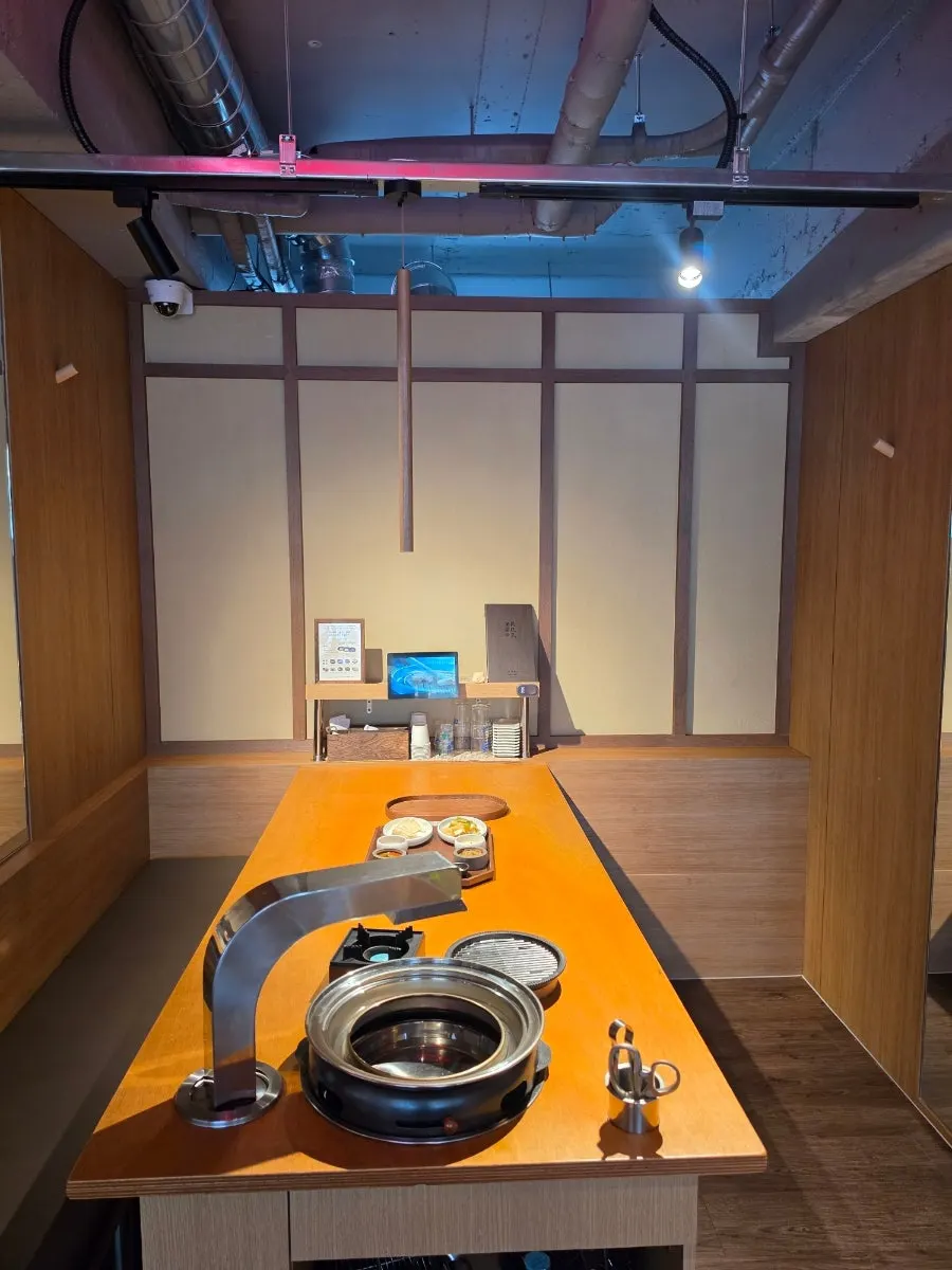 Interior of Anmin Yangsan with bamboo decorations