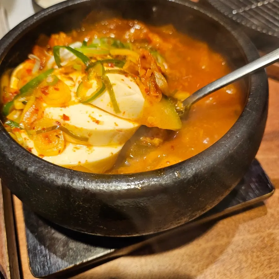 안민 율하 항아리 순두부찌개