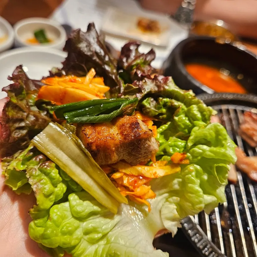 라멘 국물과 고명