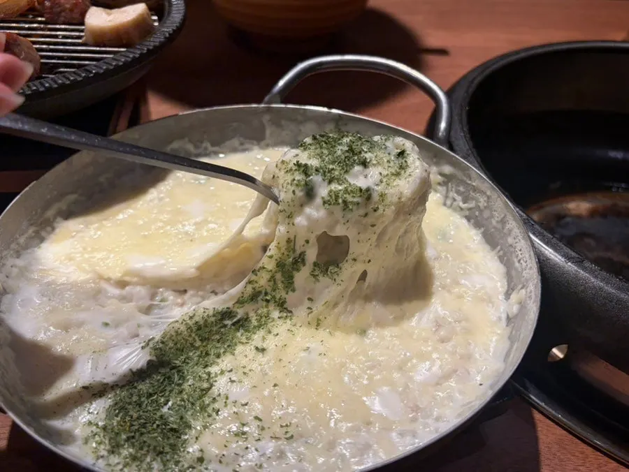 Cheese pull from the white fried rice