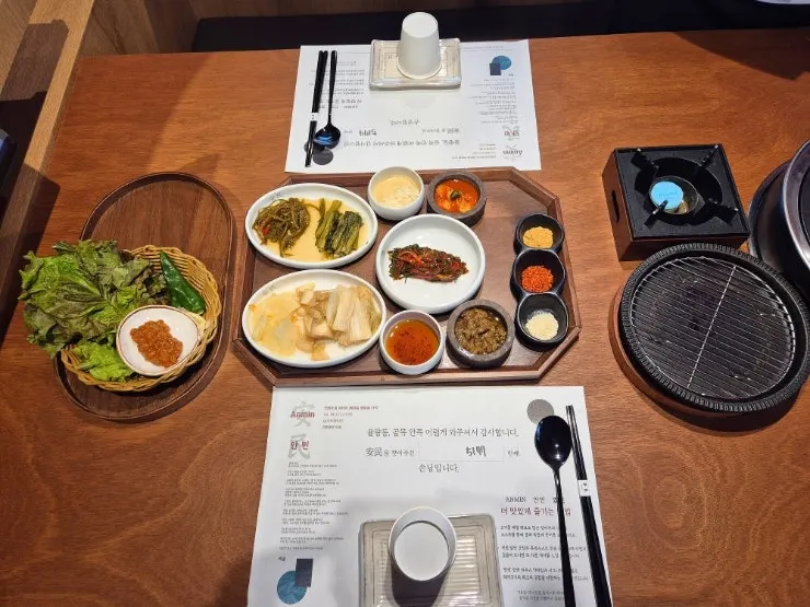Neatly arranged table setup at Anmin Yullyang