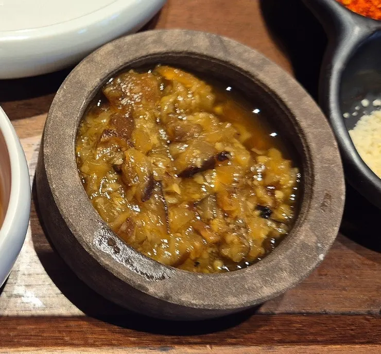 Shiitake wasabi sauce at Anmin Yullyang